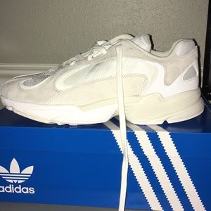 Adidas Yung-1 White/gray shoes size 11.5